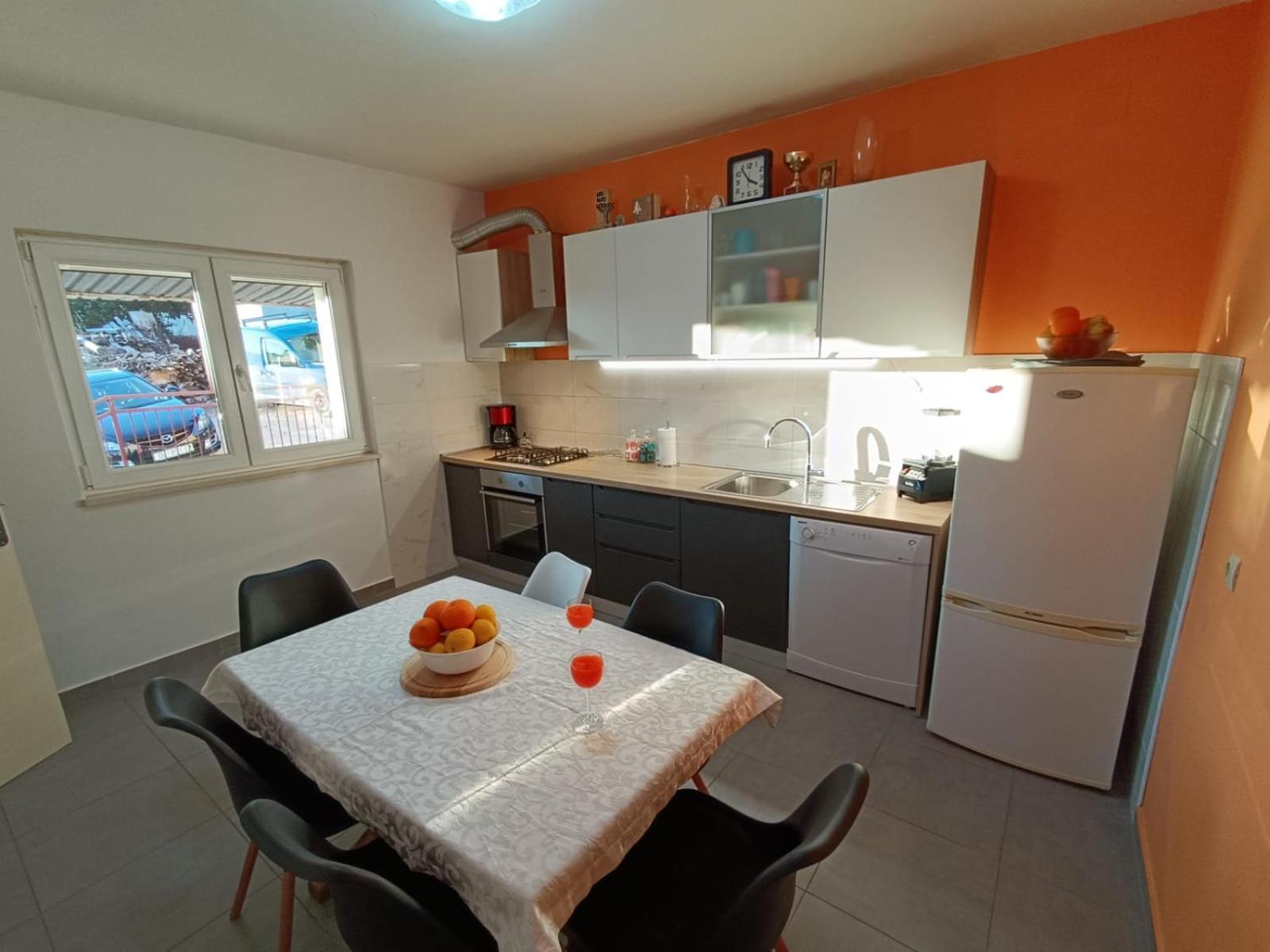 Apartments Frano I Franka By The Sea أوروبيتش الغرفة الصورة